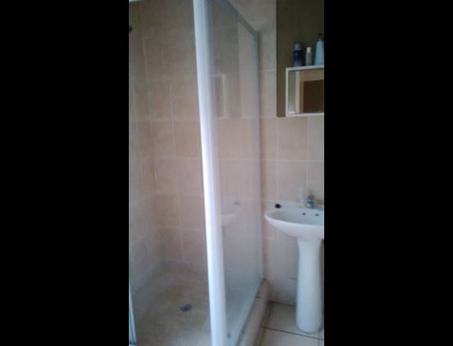 4 BEDROOM HOUSE FOR SALE IN THE ORCHARDS